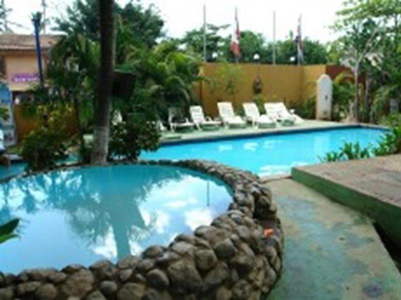 El Milagro Hotell Tamarindo Exteriör bild