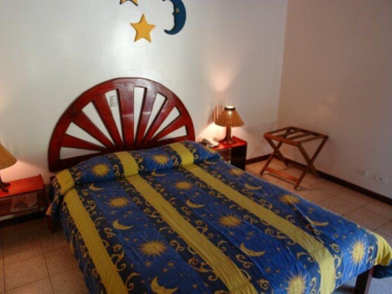 El Milagro Hotell Tamarindo Exteriör bild